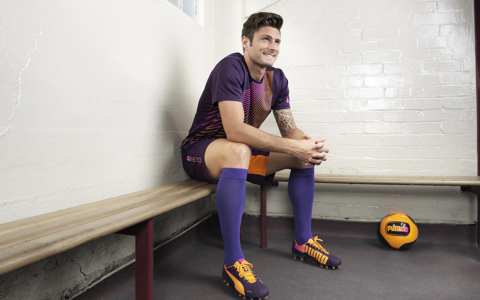 中国滑雪新星闪耀国际赛场，谷爱凌再夺金牌创历史